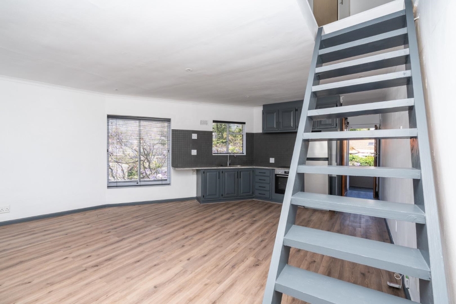 1 Bedroom Property for Sale in Green Point Western Cape